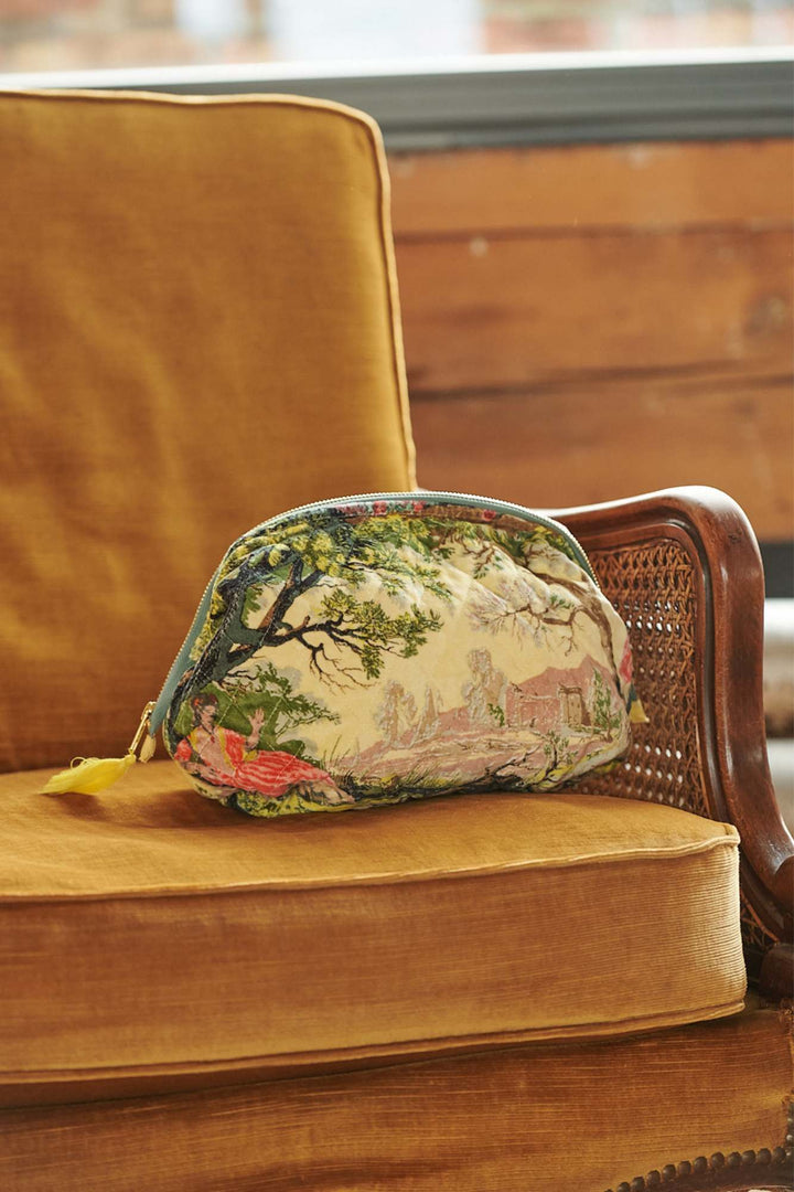 Country Toile Velvet Pouch