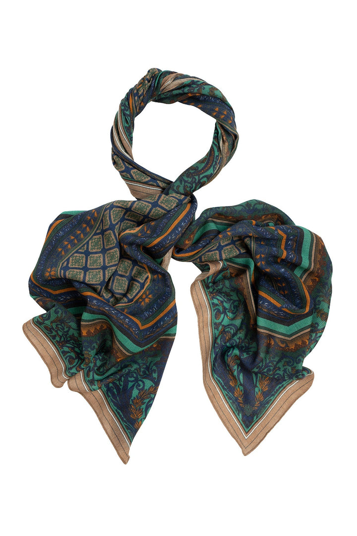 Amulet Emerald Wool Scarf