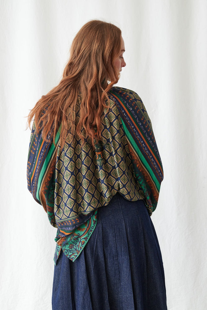 Amulet Emerald Pussybow Blouse