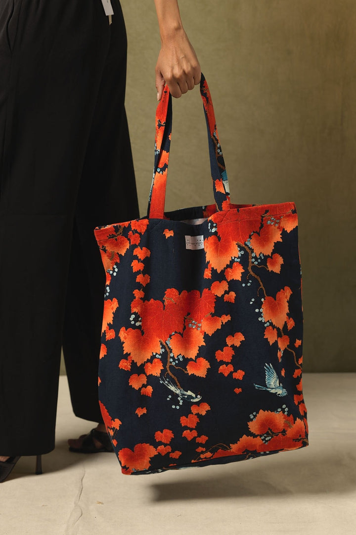 Acer Black Canvas Bag - One Hundred Stars