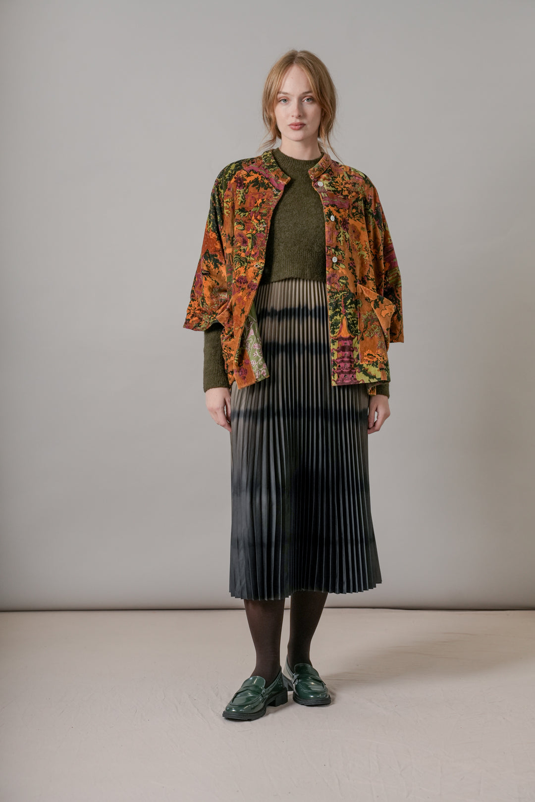 China Tree Cigar Velvet Jacket