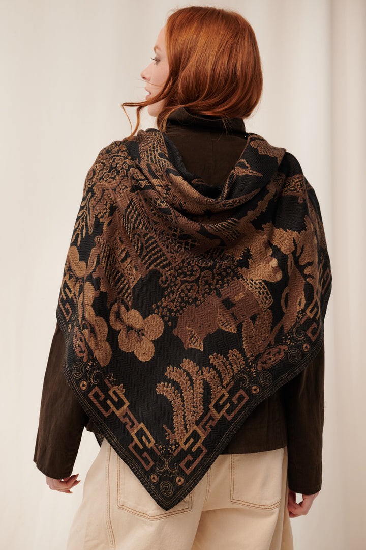 Giant Willow Black Square Wool Scarf