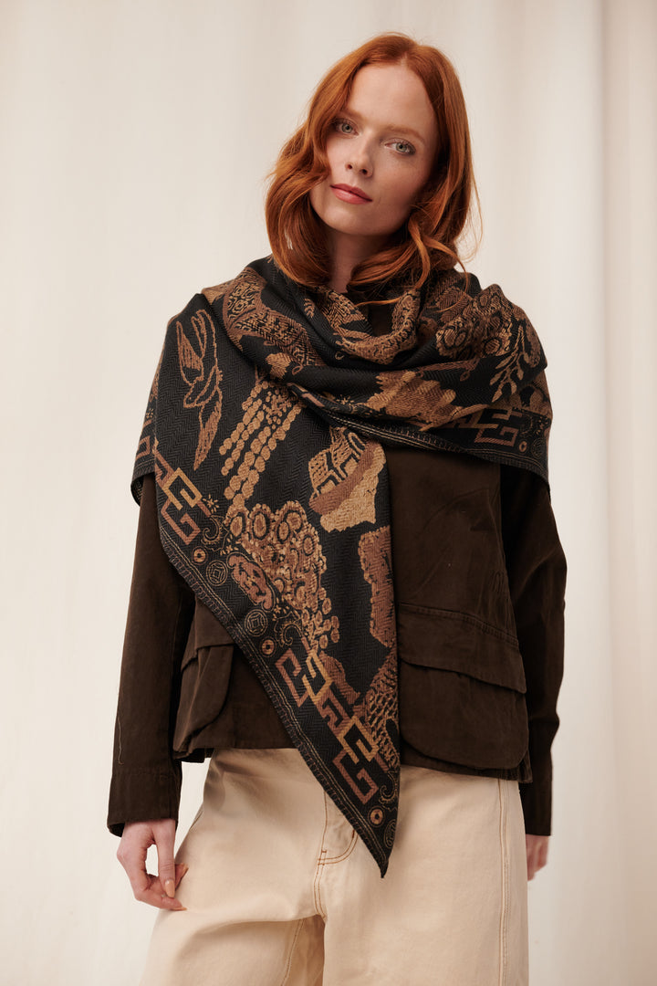 Giant Willow Black Square Wool Scarf