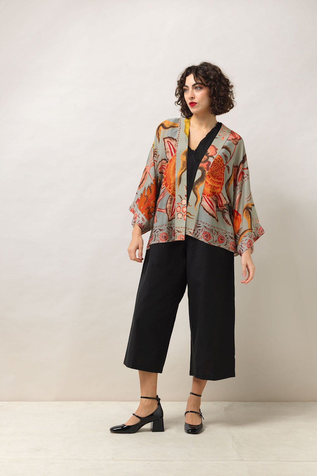 Women's short kimono in green with floral joy print by One Hundred Stars