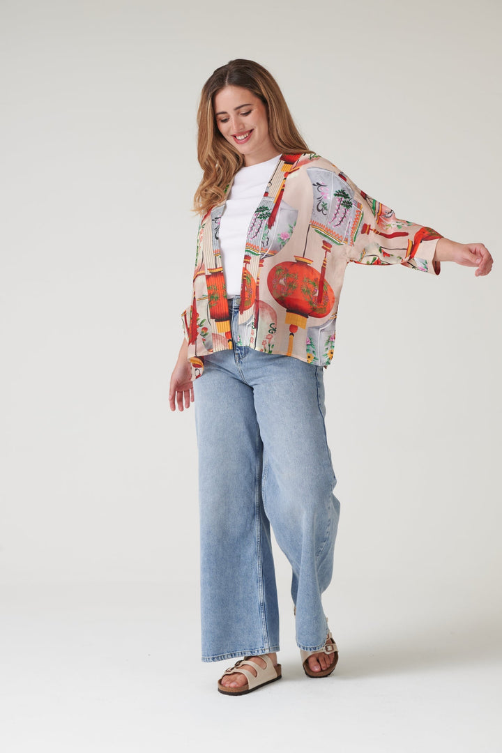 Lanterns Red Kimono - One Hundred Stars