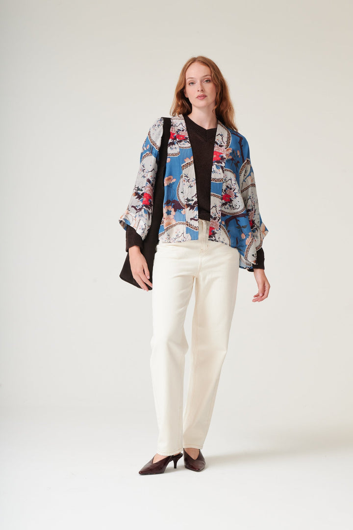 Magnolia Plates Blue Kimono