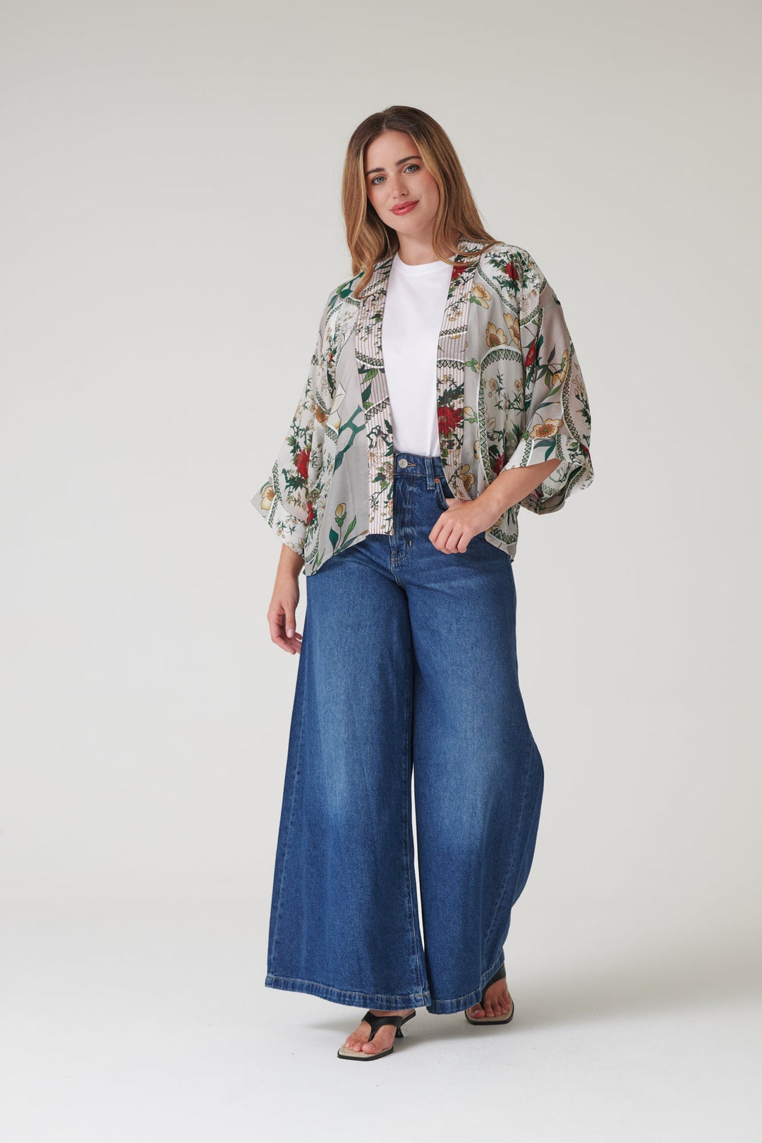 Magnolia Plates Putty Kimono - One Hundred Stars