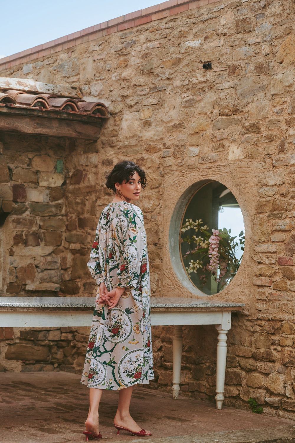 Magnolia Plates Putty Raglan Dress - One Hundred Stars