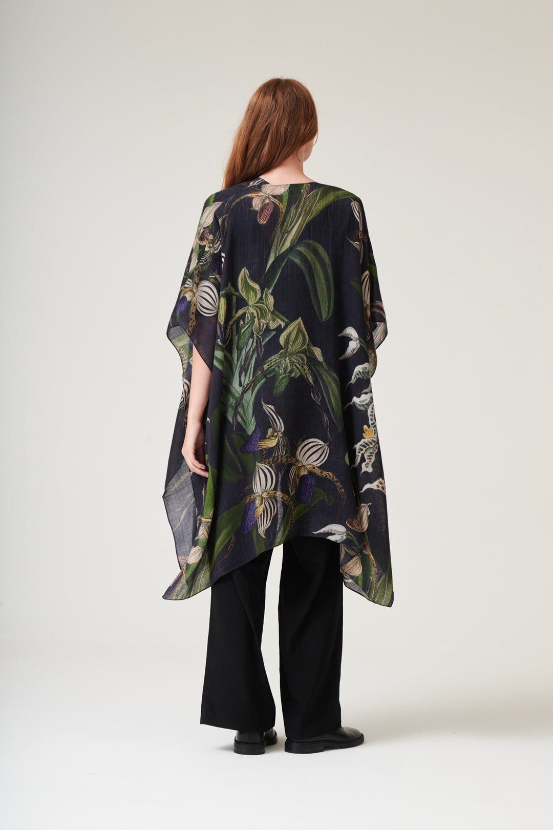 Orchid Black Wool Throwover