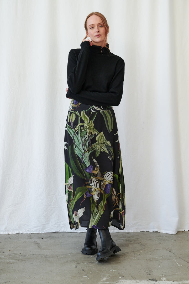 Orchid Black A-line Maxi Skirt