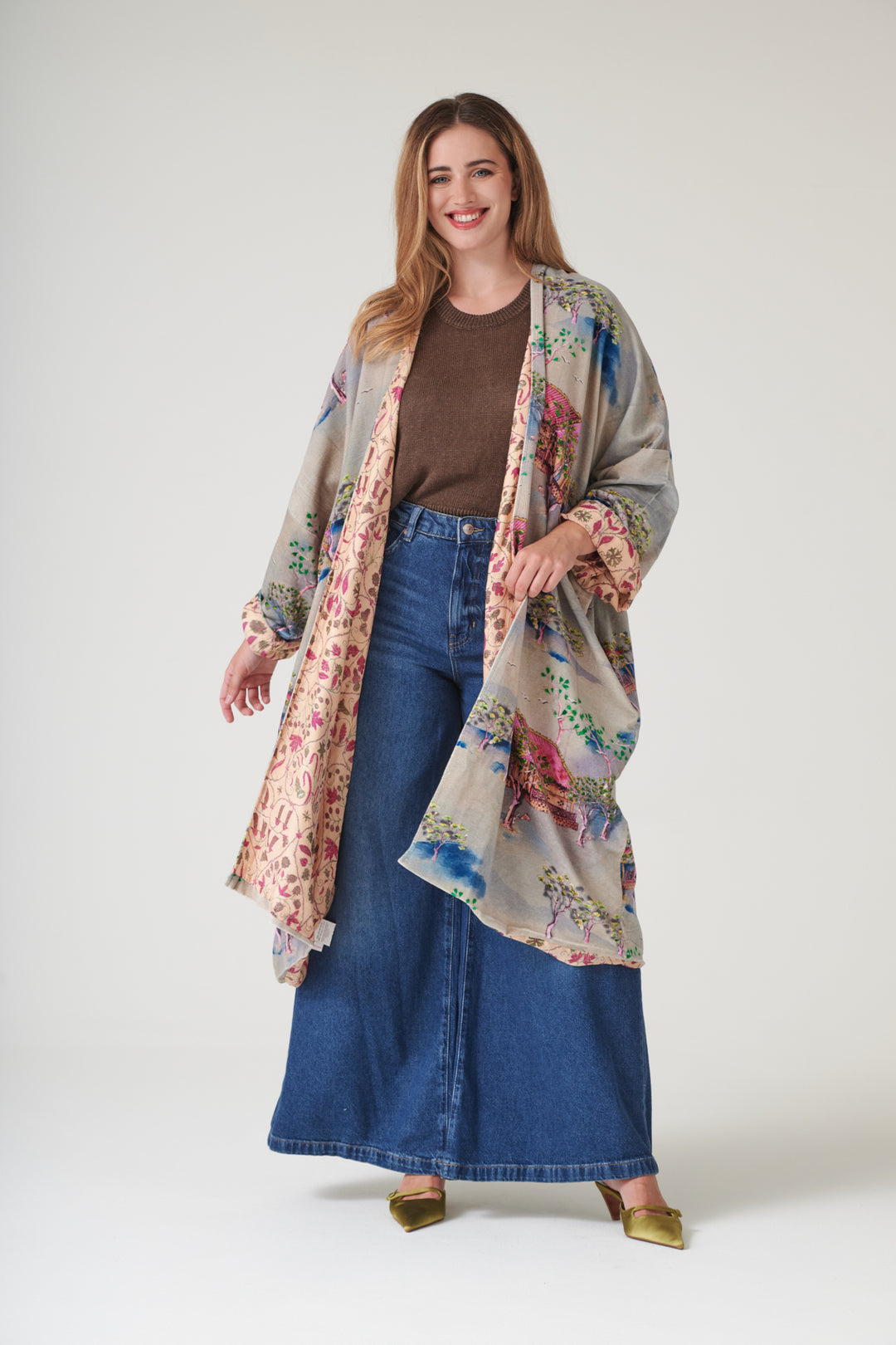 Oriental Landscape Grey Velvet Grande Kimono