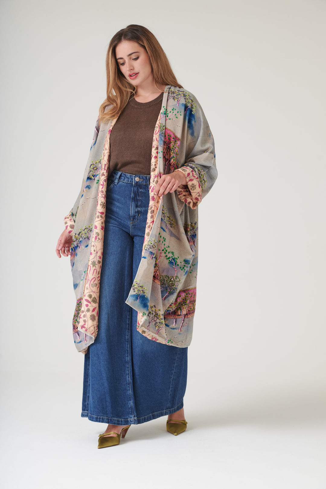 Oriental Landscape Grey Velvet Grande Kimono