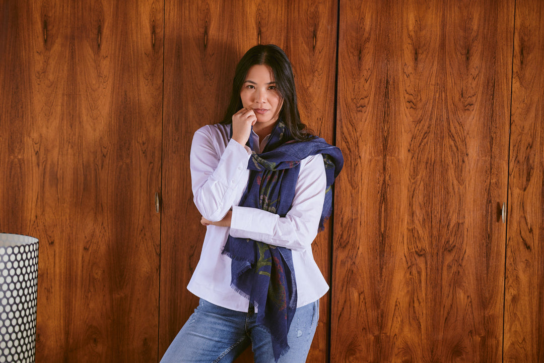 Parsley Seed Navy Wool Scarf