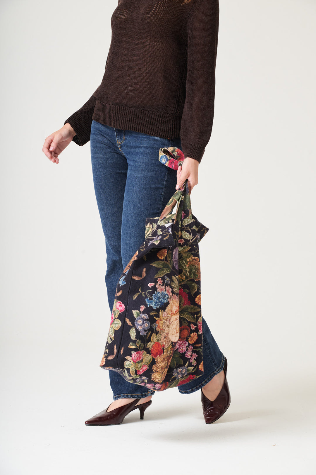 Primula Black Canvas Bag