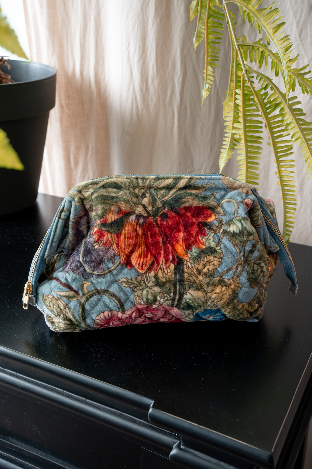 Primula Blue Velvet Pouch