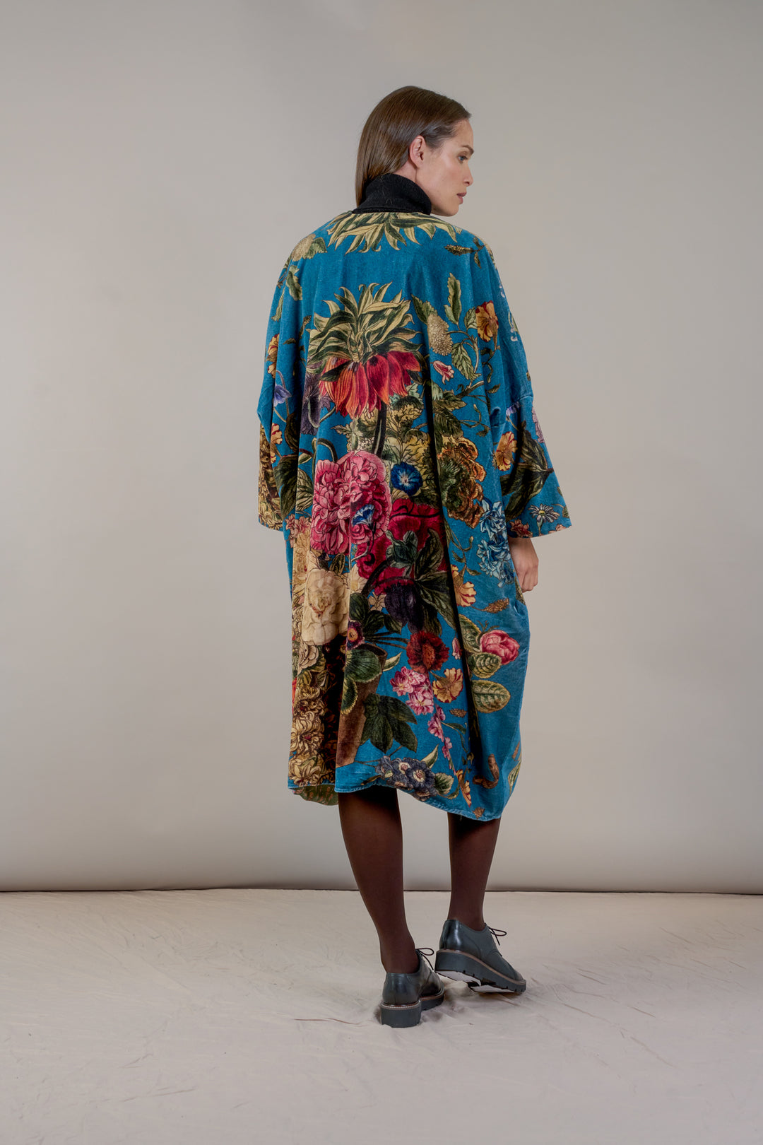 Primula Teal Velvet Grande Kimono