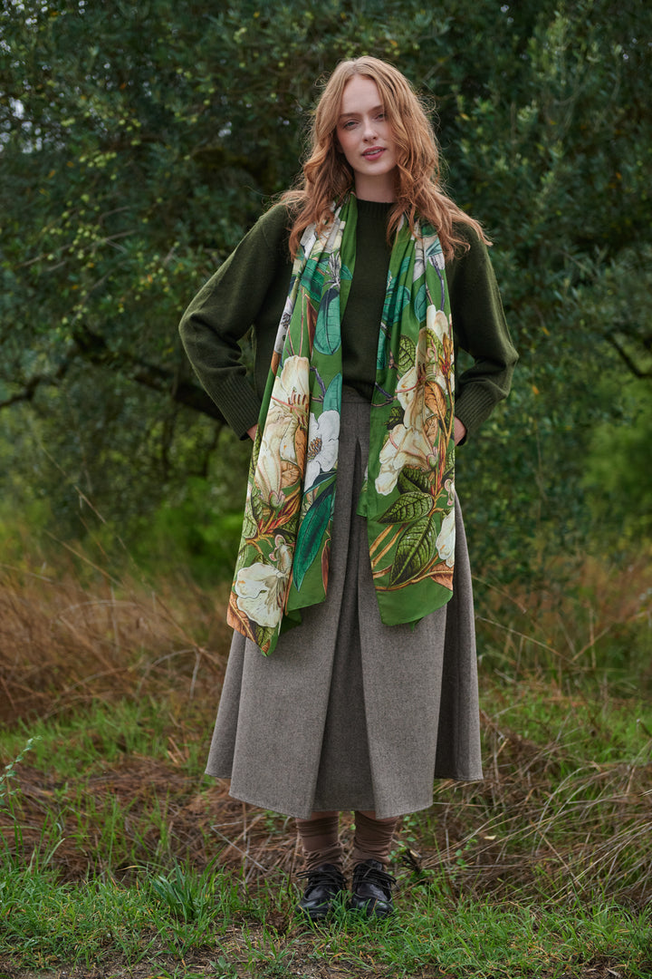 Rhodoleia Green Scarf