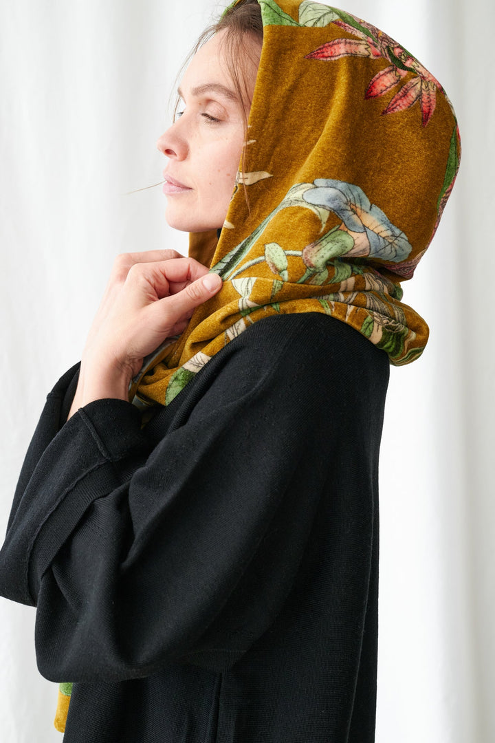 Rhodoleia Gold Velvet Hood