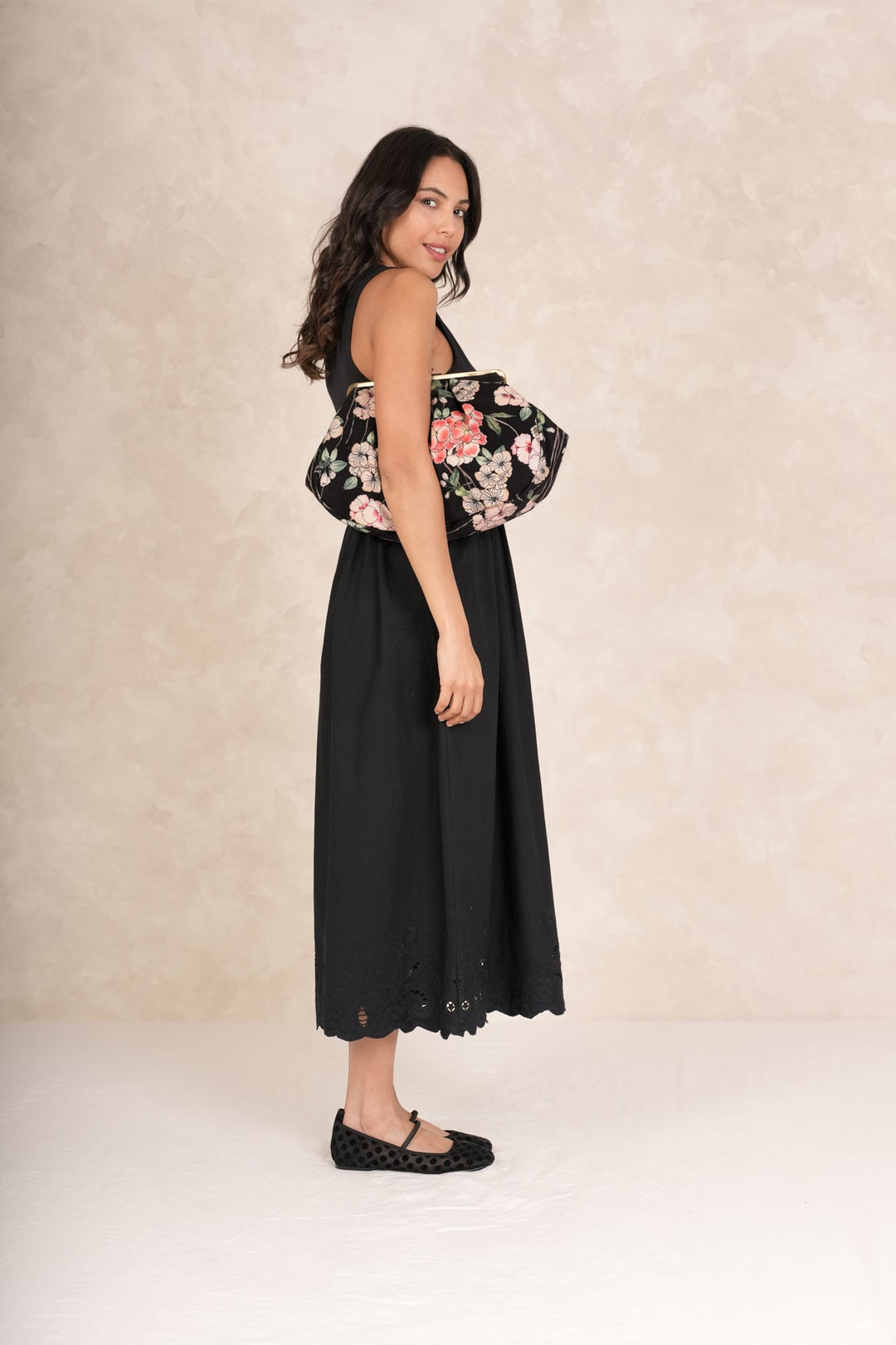 Trailing Blossom Black Kiss Lock Clutch Bag