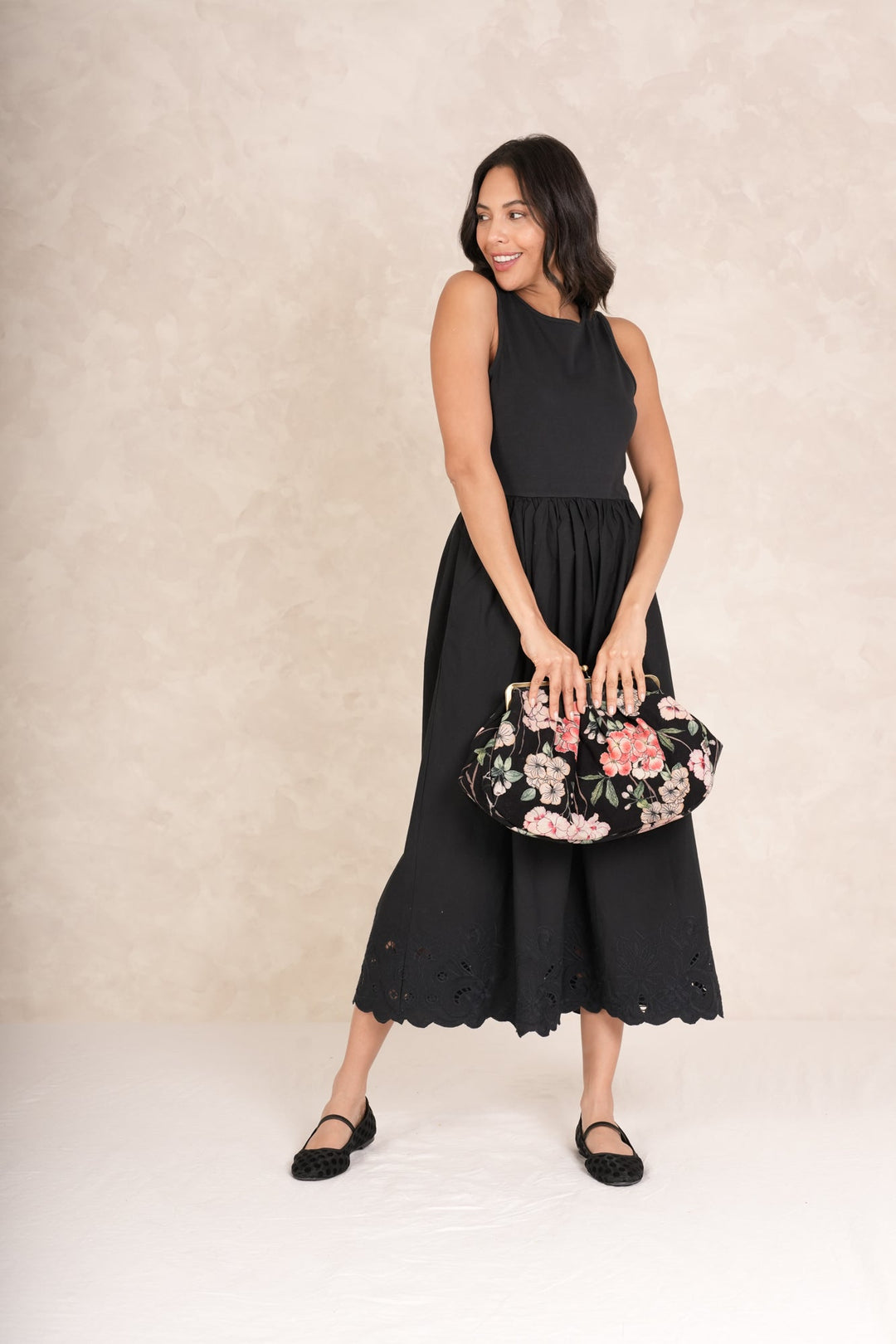 Trailing Blossom Black Kiss Lock Clutch Bag