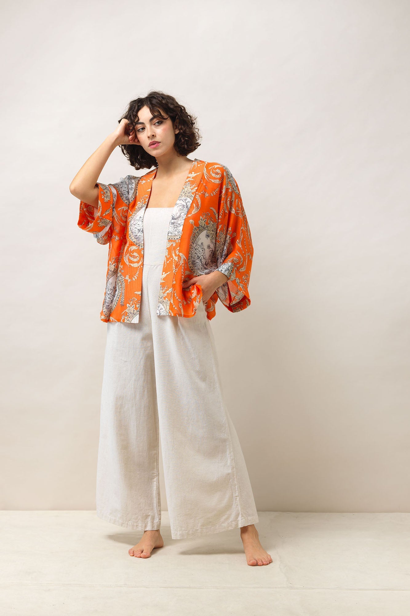 Short Kimonos – One Hundred Stars USA