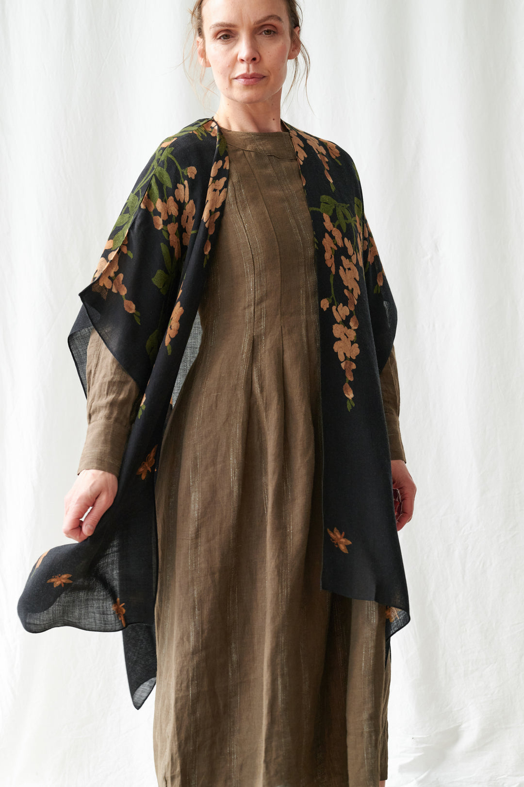 Wisteria Black Wool Throwover
