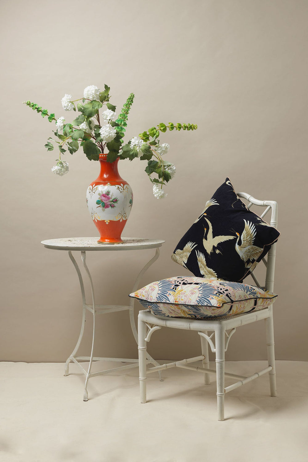 The One Hundred Stars Stork Crane Black and White Square Velvet Cushions is perfect for updating your rooms to this seasons must have prints. 